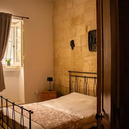 Blue Door * Valletta